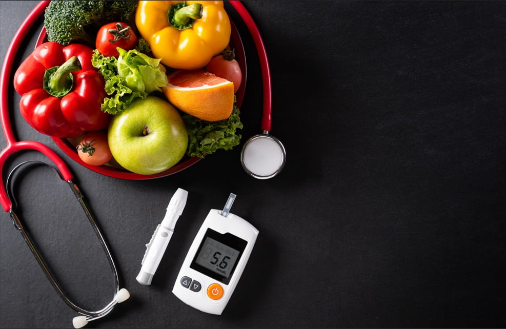 Expert tips for maintaining a healthy diet with diabetes on your vacation