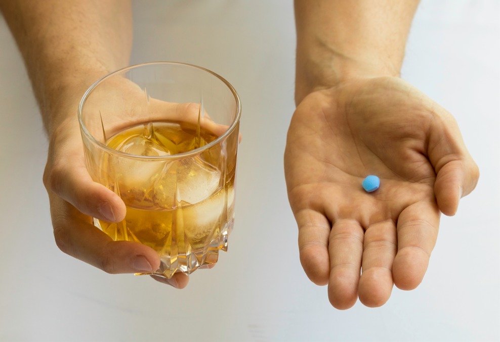Is it safe to mix viagra and alcohol?