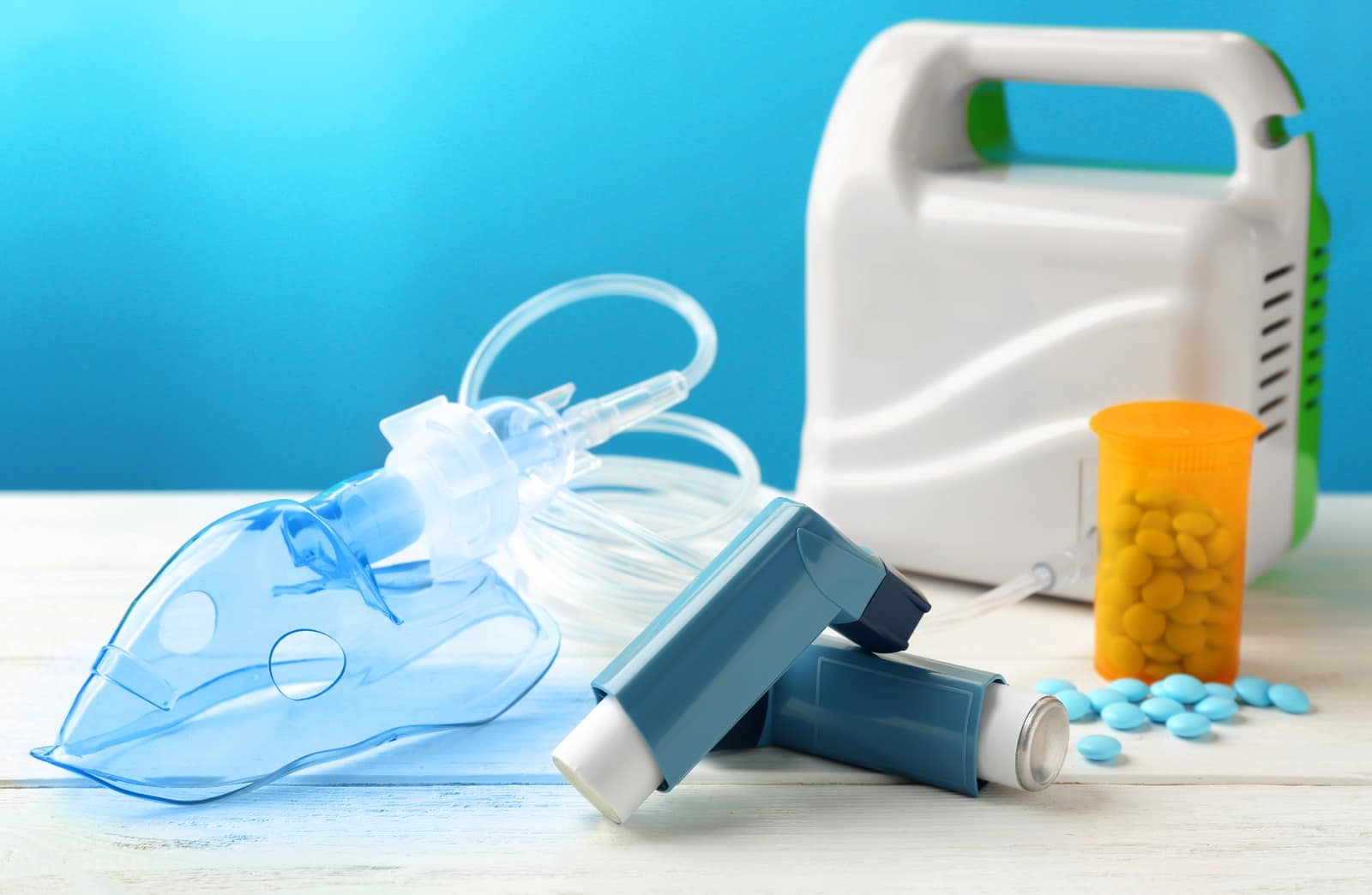 Inhaler vs Nebulizer: Breaking down the differences